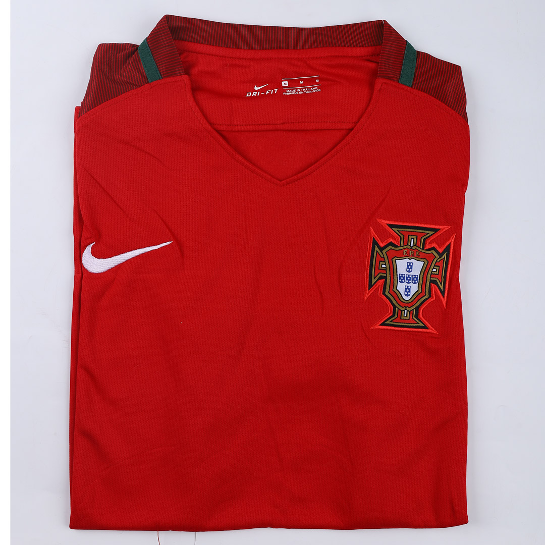 Portugal Retro Jersey Home Soccer Shirt 2016 - Image 3